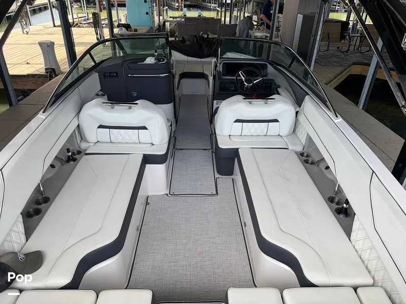 Slide: The Image of Regal LS6 2022 - 16298752