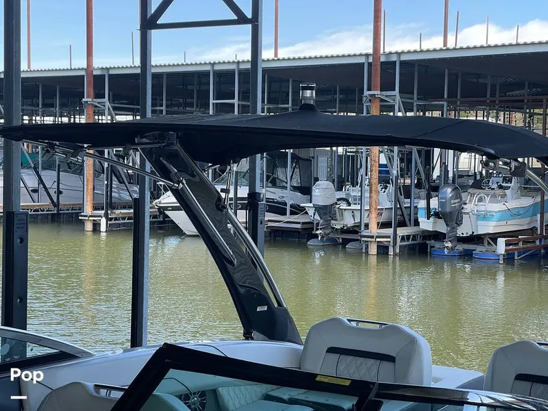 Slide: The Image of Regal LS6 2022 - 16287331