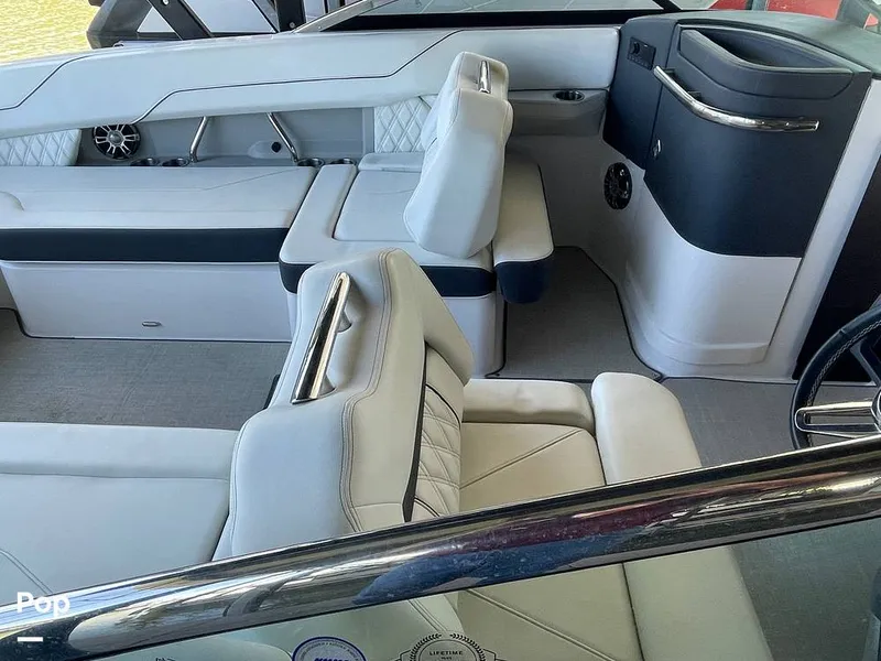 Slide: The Image of Regal LS6 2022 - 16287350