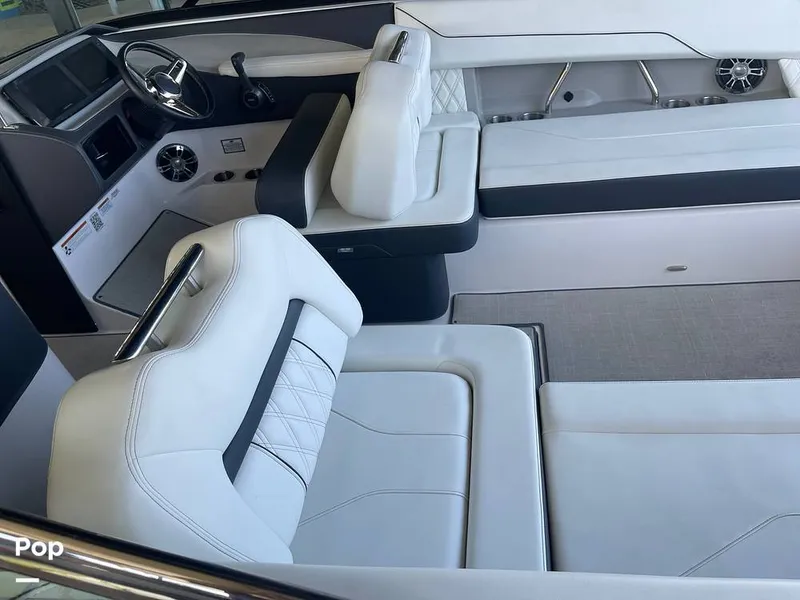 Slide: The Image of Regal LS6 2022 - 16287359