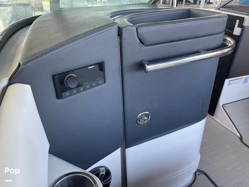 Slide: The Image of Regal LS6 2022 - 16287361