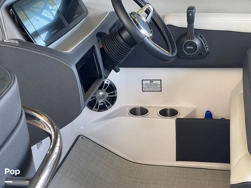 Slide: The Image of Regal LS6 2022 - 16287368