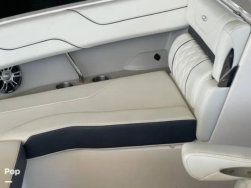 Slide: The Image of Regal LS6 2022 - 16287369