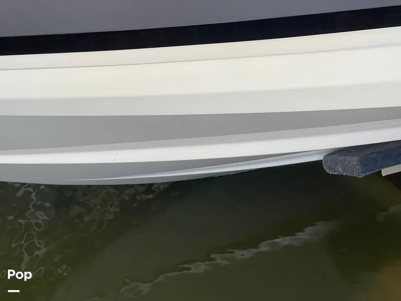 Slide: The Image of Regal LS6 2022 - 16287419