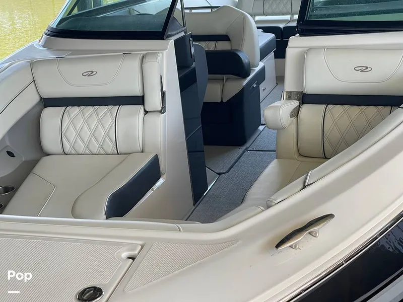 Slide: The Image of Regal LS6 2022 - 16287424