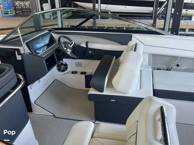 Slide: The Image of Regal LS6 2022 - 16287452