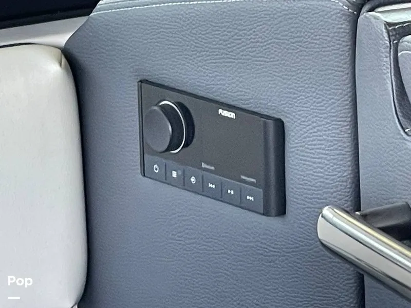 Slide: The Image of Regal LS6 2022 - 16288285