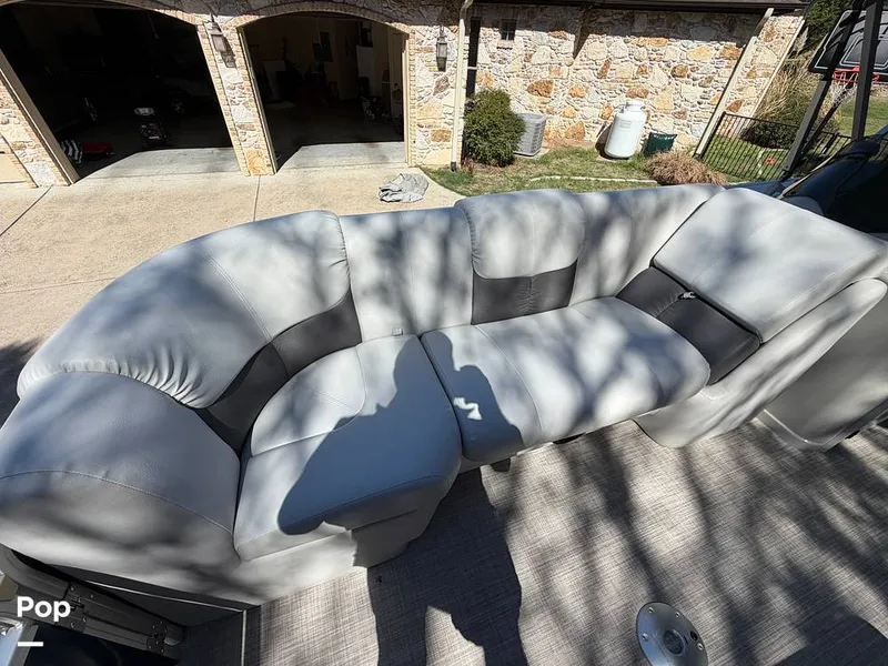 Slide: The Image of G3 Suncatcher X24SS 2020 - 16299603