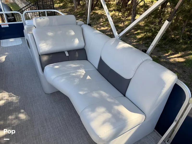 Slide: The Image of G3 Suncatcher X24SS 2020 - 16299614