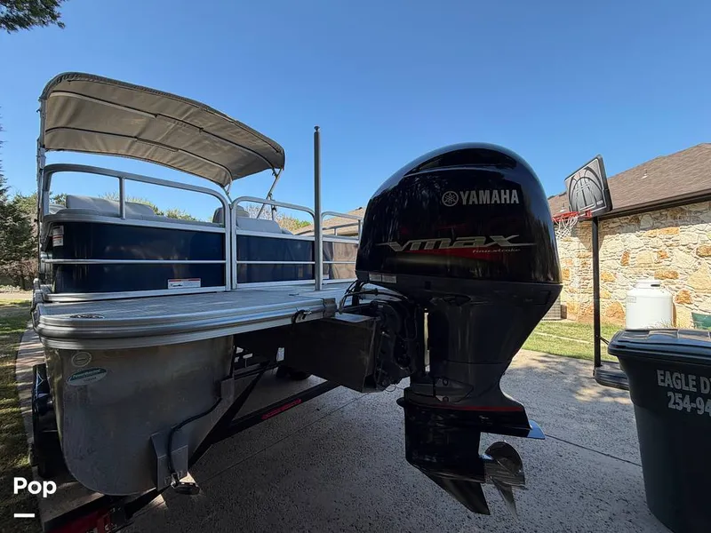 Slide: The Image of G3 Suncatcher X24SS 2020 - 16299636