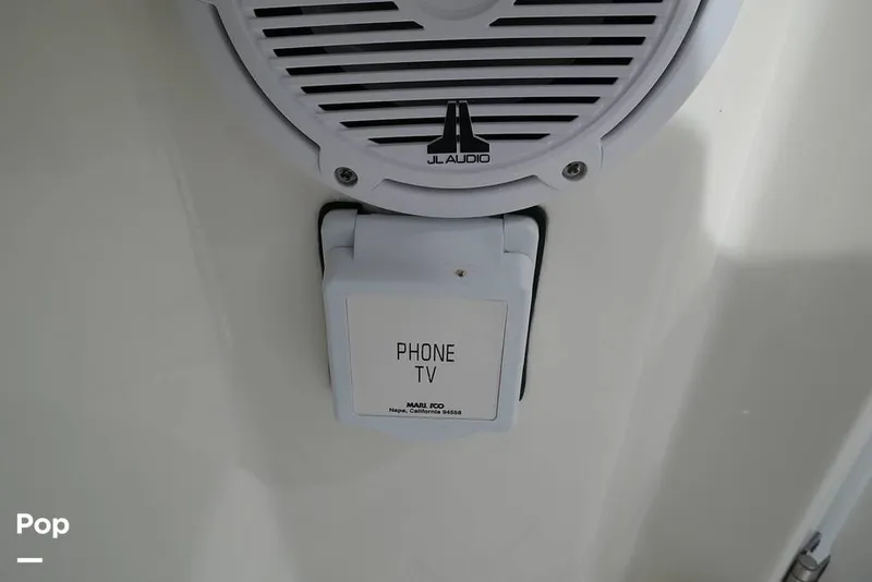 Slide: The Image of Boston Whaler 315 ConQuest 2018 - 16289356