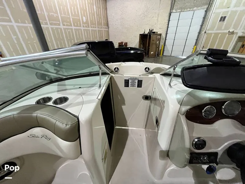 Slide: The Image of Sea Ray SD 200 2006 - 16287932