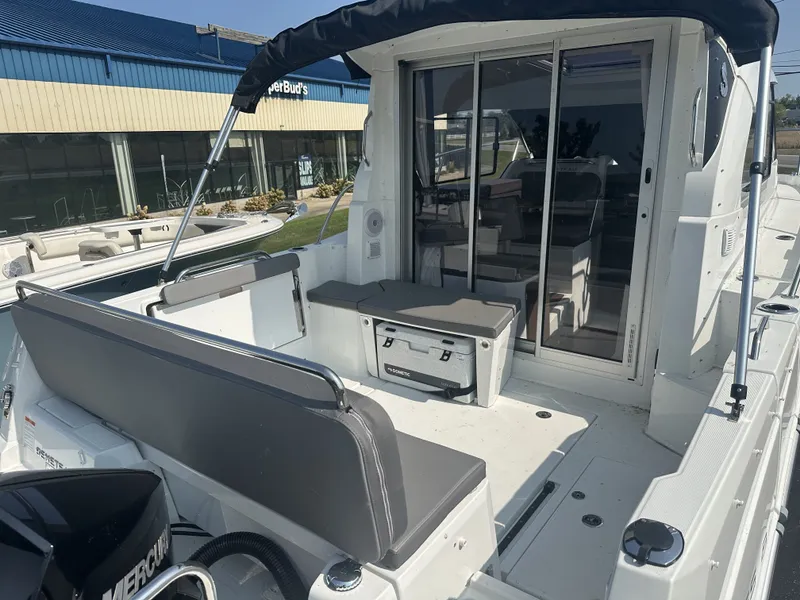 Slide: The Image of Beneteau 8 OB 2024 - 3