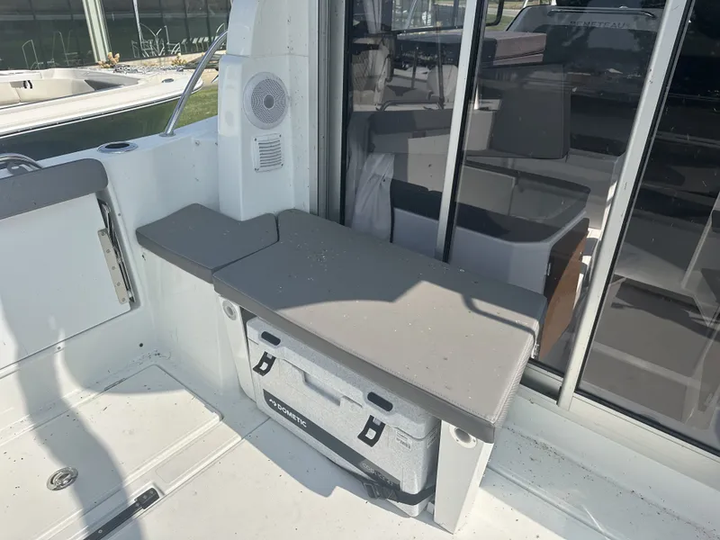 Slide: The Image of Beneteau 8 OB 2024 - 7