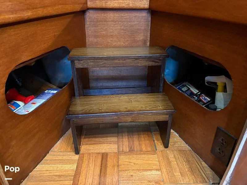 Slide: The Image of Owens Flagship 31 1956 - 16311522