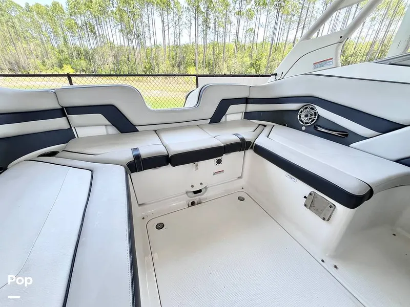 Slide: The Image of Filler Cushion - 16348566