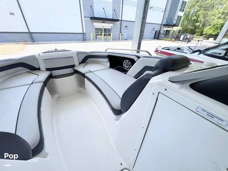 Slide: The Image of Bow Seating - 16348556