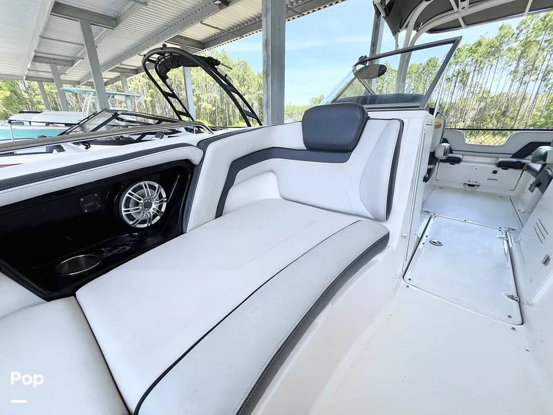 Slide: The Image of Bow Seating - 16348559