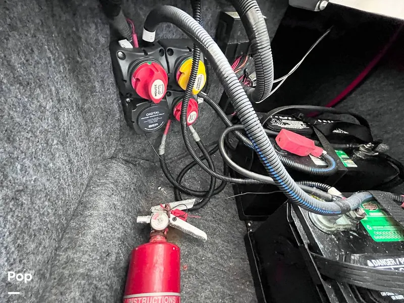 Slide: The Image of Battery Switch - 16348550