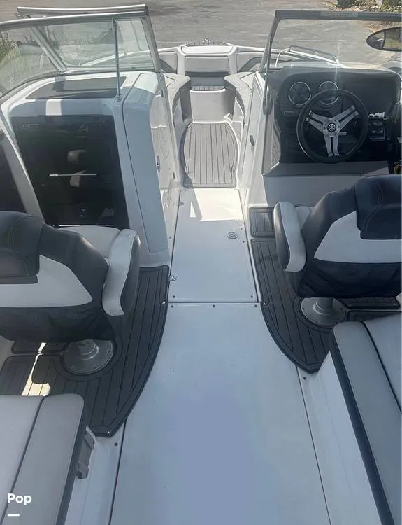 Slide: The Image of Yamaha E series 242 2017 - 16283545