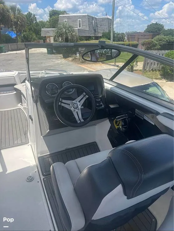 Slide: The Image of Yamaha E series 242 2017 - 16283547