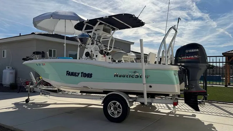 Slide: The Image of NauticStar 191 Hybrid 2022 - 16285880