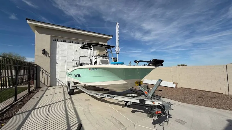 Slide: The Image of NauticStar 191 Hybrid 2022 - 16285864