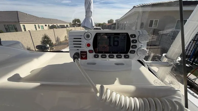 Slide: The Image of NauticStar 191 Hybrid 2022 - 16285884