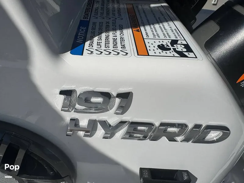 Slide: The Image of NauticStar 191 Hybrid 2022 - 16297822