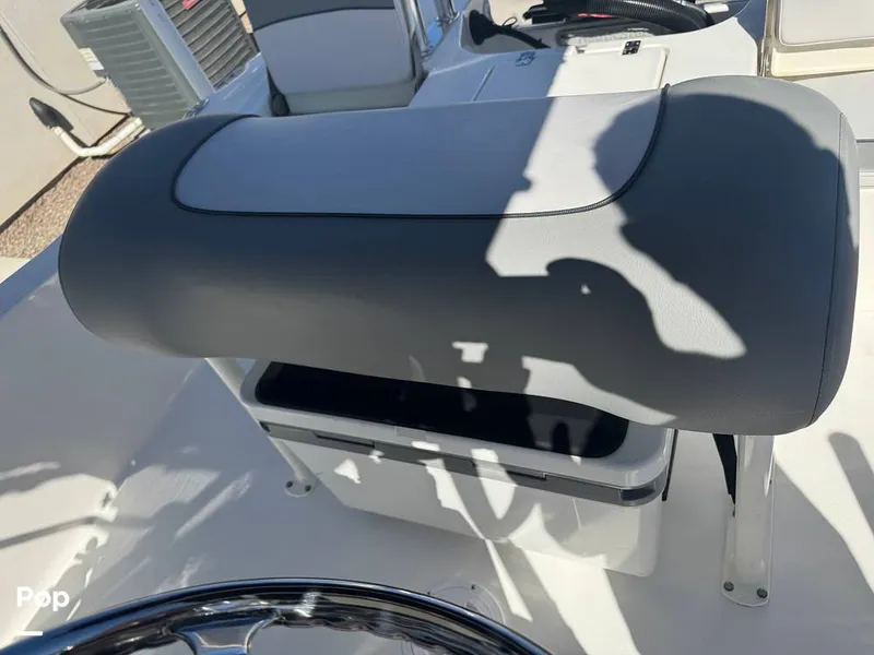 Slide: The Image of NauticStar 191 Hybrid 2022 - 16297825