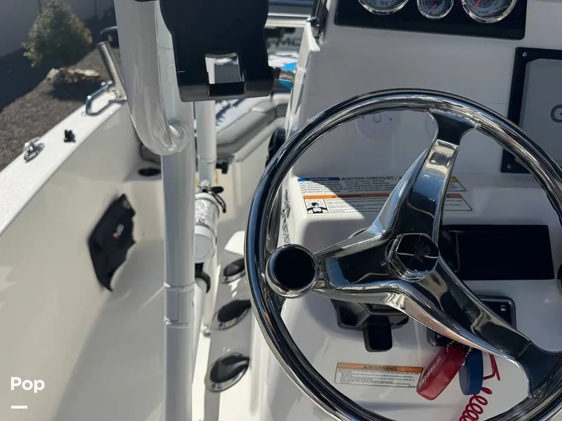 Slide: The Image of NauticStar 191 Hybrid 2022 - 16297829