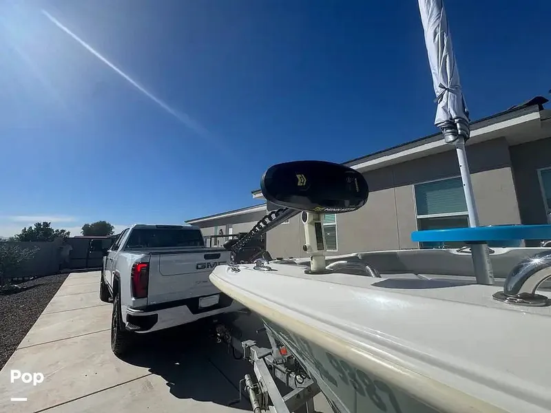 Slide: The Image of NauticStar 191 Hybrid 2022 - 16298763