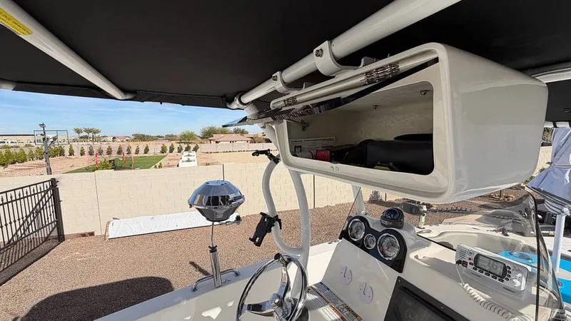 Slide: The Image of NauticStar 191 Hybrid 2022 - 16285874