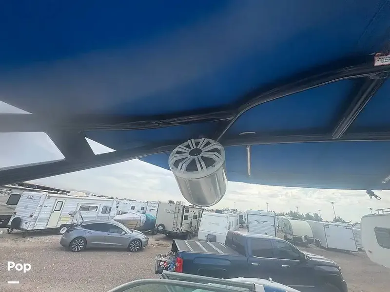 Slide: The Image of Chaparral Surf H20 2019 - 16289392