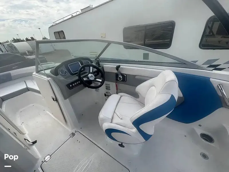 Slide: The Image of Chaparral Surf H20 2019 - 16289403