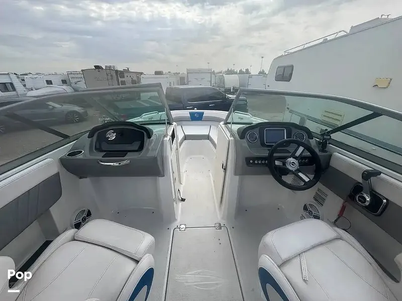 Slide: The Image of Chaparral Surf H20 2019 - 16289405