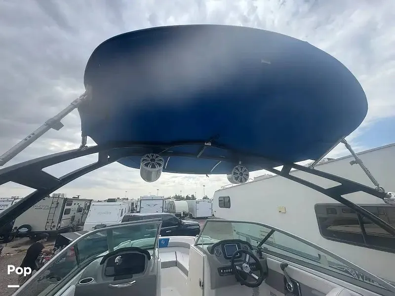 Slide: The Image of Chaparral Surf H20 2019 - 16289407