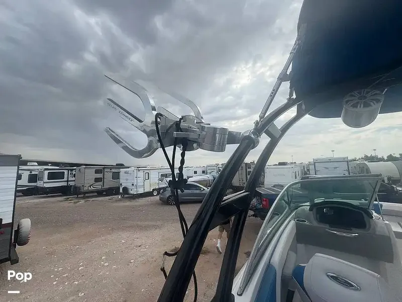 Slide: The Image of Chaparral Surf H20 2019 - 16289408