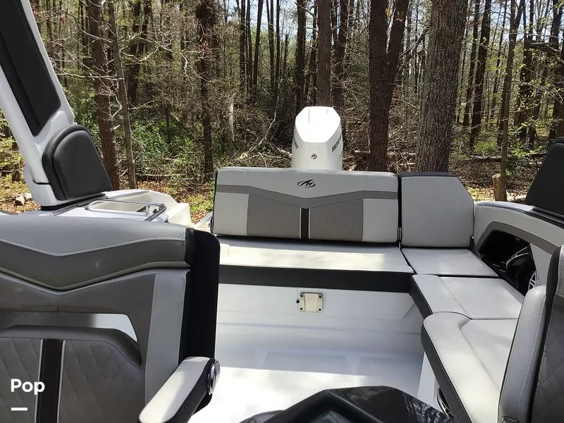 Slide: The Image of Monterey SS 275 2023 - 16334037