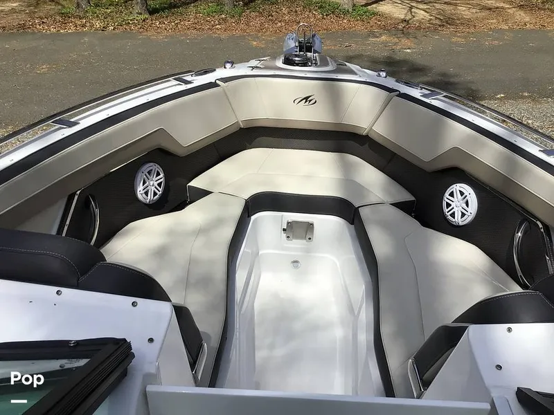 Slide: The Image of Monterey SS 275 2023 - 16334066