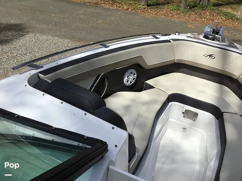 Slide: The Image of Monterey SS 275 2023 - 16334067