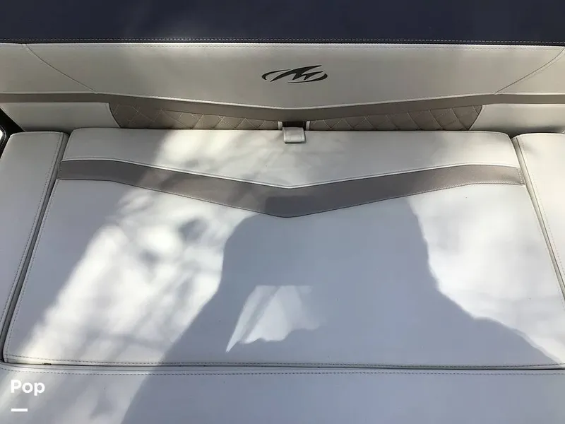 Slide: The Image of Monterey SS 275 2023 - 16334078