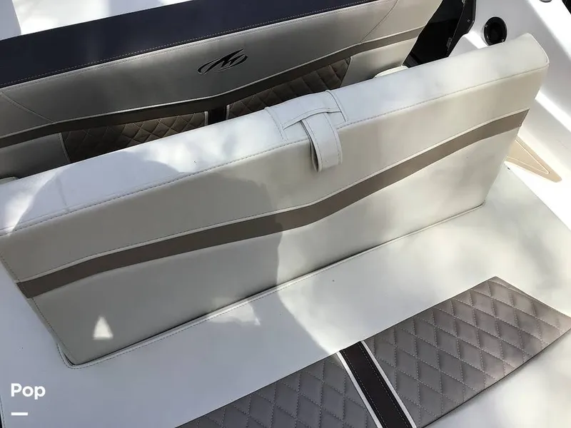 Slide: The Image of Monterey SS 275 2023 - 16334085