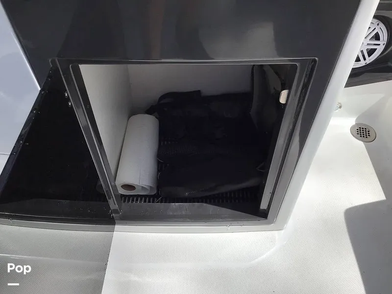 Slide: The Image of Monterey SS 275 2023 - 16333978