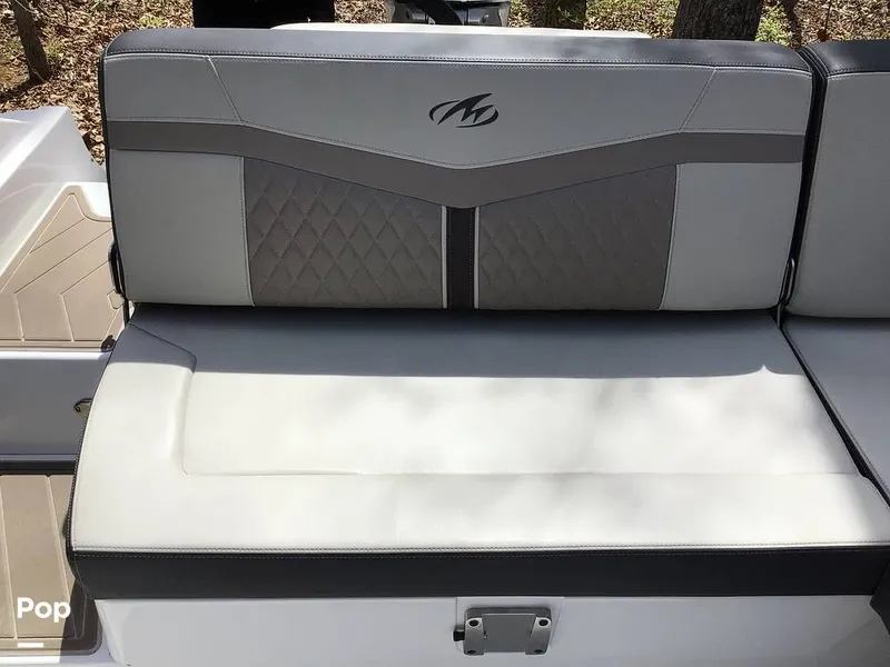 Slide: The Image of Monterey SS 275 2023 - 16333992