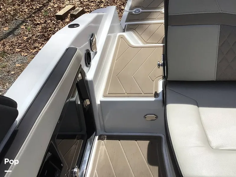 Slide: The Image of Monterey SS 275 2023 - 16333993