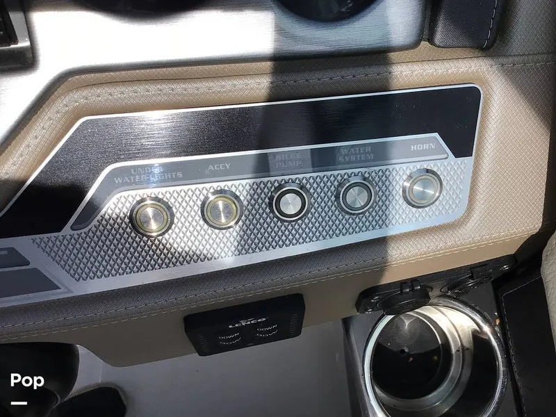 Slide: The Image of Monterey SS 275 2023 - 16334004