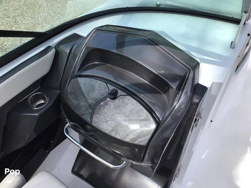 Slide: The Image of Monterey SS 275 2023 - 16334009