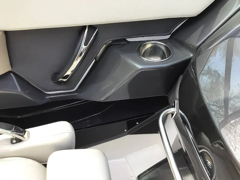 Slide: The Image of Monterey SS 275 2023 - 16334014