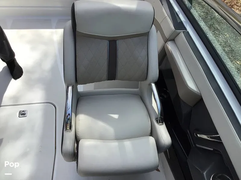 Slide: The Image of Monterey SS 275 2023 - 16334017